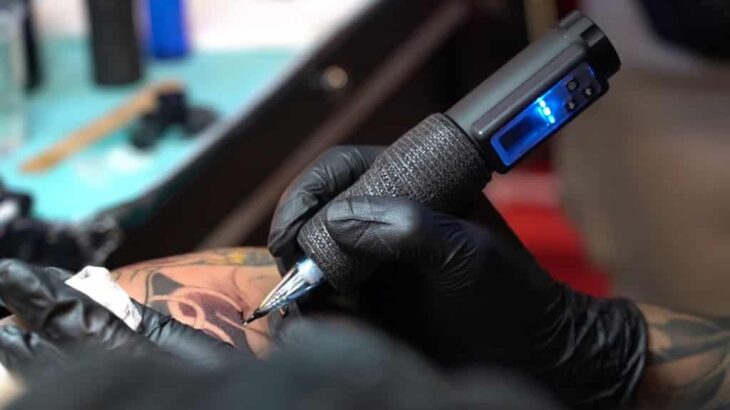 タトゥーアートを革新する最新ワイヤレスタトゥーマシン:最新版 